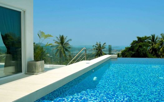 Three bedroom villa with Chaweng view for rent in Koh Samui