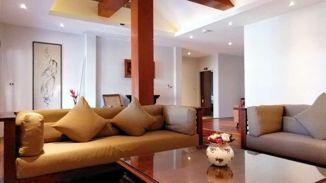 Villa with 3 bedrooms in Chong Mon area on Samui