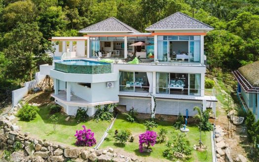 Villa with 4 bedrooms and a very beautiful view of Bo Phut hills for rent on Samui
