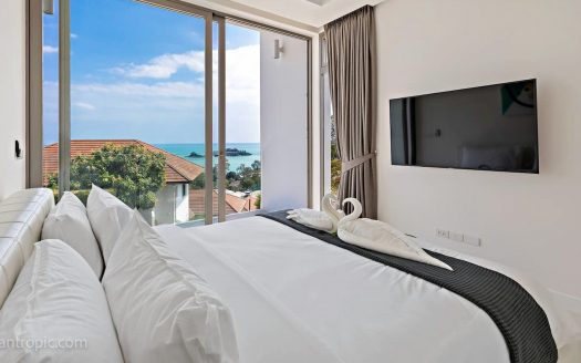 4-Bedroom Villa with Panoramic View of Choeng Mon Beach