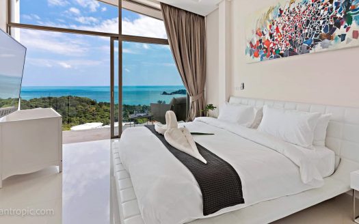 4-Bedroom Villa with Panoramic View of Choeng Mon Beach