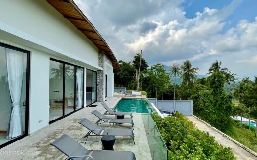 3 bedroom villa for sale in Maenam